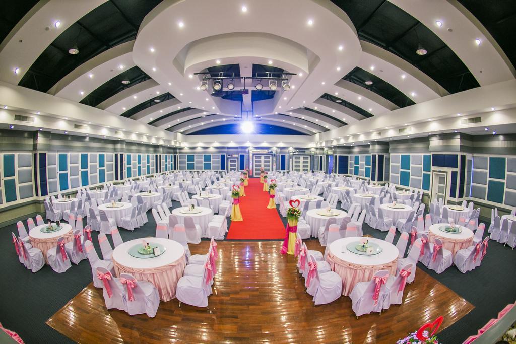 Raya Grand Hotel Nakhonratchasima Εξωτερικό φωτογραφία