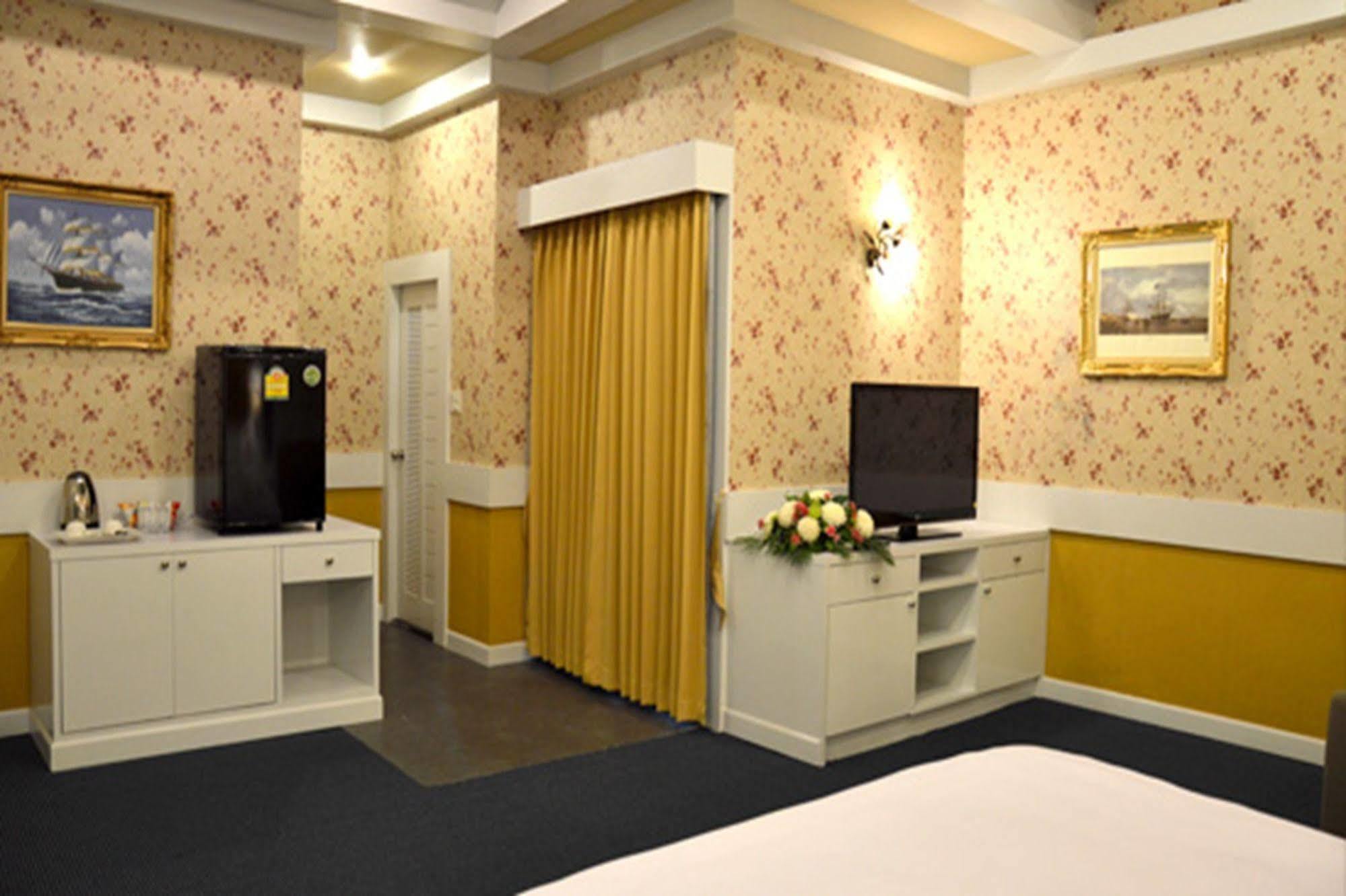 Raya Grand Hotel Nakhonratchasima Εξωτερικό φωτογραφία